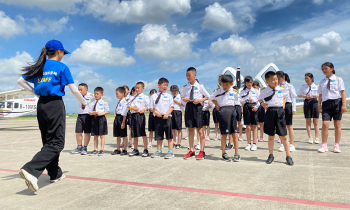 小學(xué)生夏令營報(bào)名多少錢 