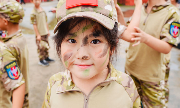 小學(xué)生軍事化夏令營價格一覽表