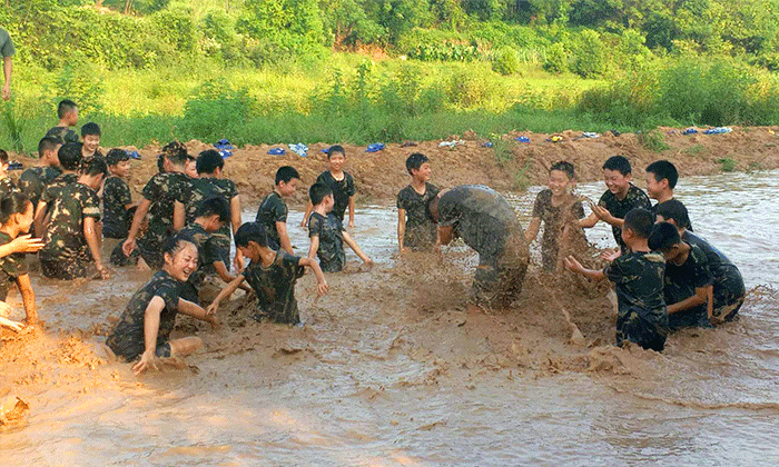 7天小學生軍訓夏令營去哪里好