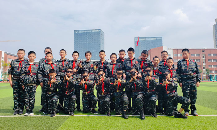 小學(xué)生軍訓(xùn)夏令營哪里好