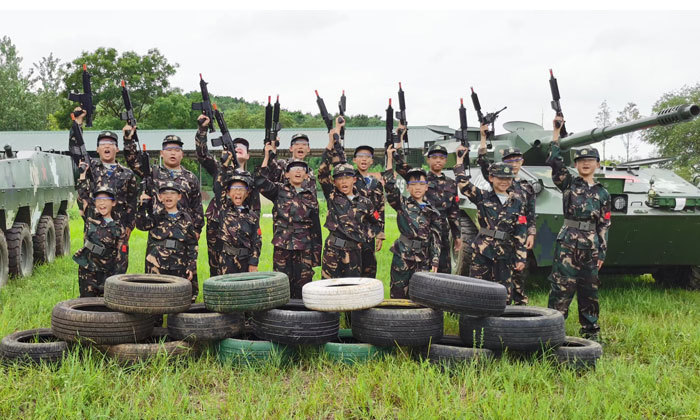 21天小學(xué)生軍訓(xùn)夏令營什么價格 