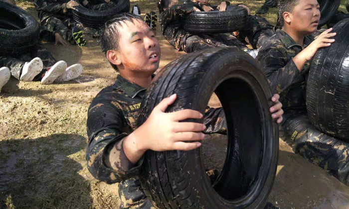 21天小學(xué)生軍訓(xùn)夏令營什么價格 