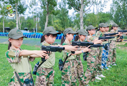 西北軍事夏令營(yíng)有哪些選擇？精選機(jī)構(gòu)集合