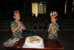 西北中小學(xué)生暑假夏令營(yíng)多少錢