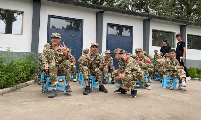 西昌軍事拓展夏令營(yíng)安全保障有哪些？.gif