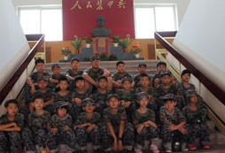 西昌軍事夏令營讓孩子在這里脫胎換骨