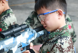 西南兒童軍事夏令營讓孩子真實體驗軍營生活