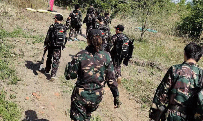 西南軍事夏令營.gif