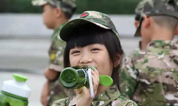 西南軍事夏令營(yíng),