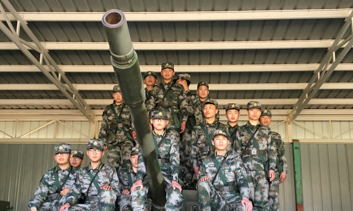 西南軍事夏令營(yíng)