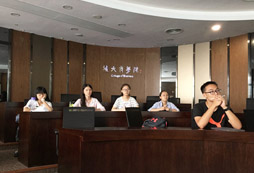在香港夏令營感受亞洲第一商學院課堂的魅力