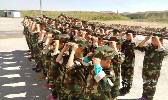 新疆軍事夏令營