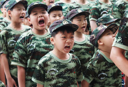 湘軍小英雄軍事夏令營讓孩子體驗真實的軍營生活