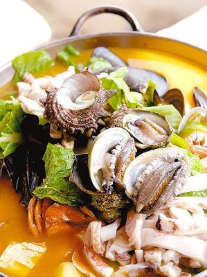 九孔螺砂鍋飯
