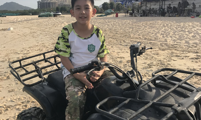 沙灘摩托