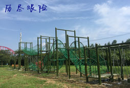 障礙訓(xùn)練場(chǎng)地