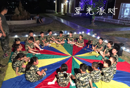 豐富多彩的體能和軍事化課程