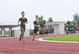 揚(yáng)州兒童夏令營讓孩子獨(dú)生子女在歷練中成長