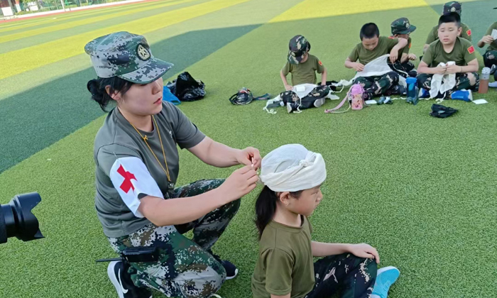西安軍訓(xùn)營報名多少錢
