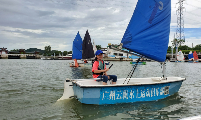 帆船航行練習(xí)