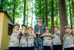 中小學(xué)生參加宜昌軍事夏令營需要攜帶哪些物品？