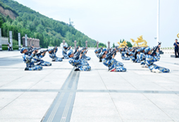 結(jié)營(yíng)儀式