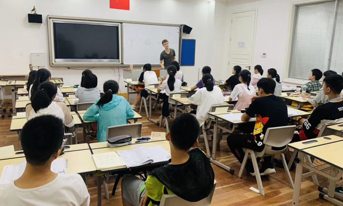 上海學(xué)英語的夏令營