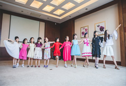 百變女孩藝術(shù)夏令營(yíng)讓女孩子知禮懂禮