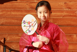如何為孩子選擇一個(gè)了藝術(shù)夏令營(yíng)？