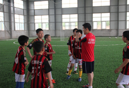 義烏足球夏令營一般有什么活動內(nèi)容？