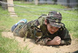 義烏小學(xué)生軍事夏令營培養(yǎng)孩子的堅強毅力