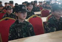 報(bào)名宜興軍事夏令營(yíng)價(jià)格是多少