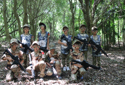 宜興軍事夏令營(yíng)是如何鍛煉孩子的？