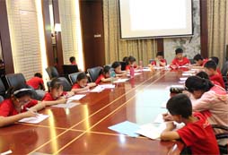 參加減肥夏令營訓(xùn)練期間需要注意什么