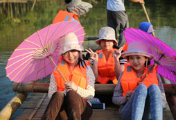 參加勵(lì)志游學(xué)夏令營(yíng)培養(yǎng)孩子溝通交流能力