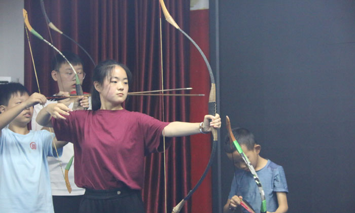 游學(xué)夏令營(yíng)價(jià)格