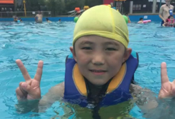 參加游泳夏令營(yíng)有什么要注意的呢