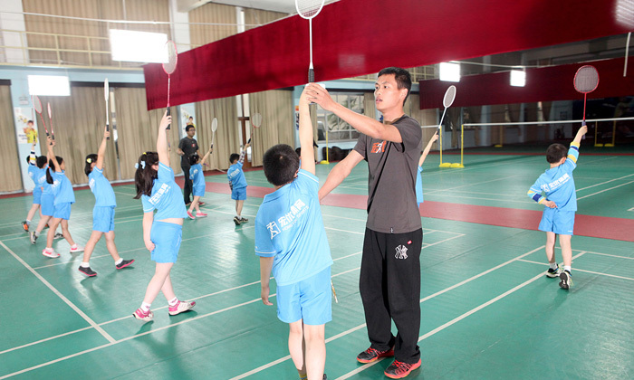 小學生羽毛球夏令營費用