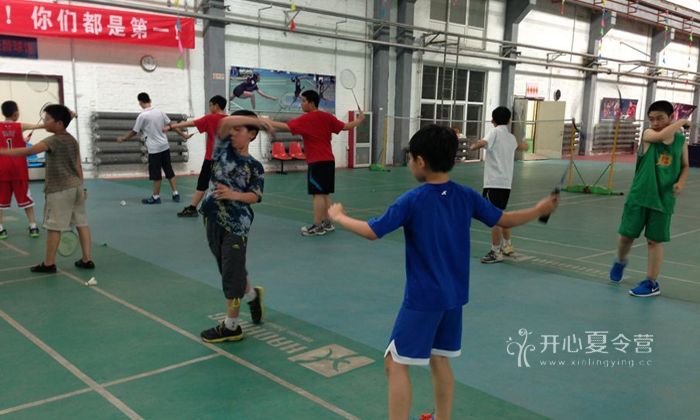  青少年羽毛球夏令營