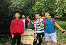 參加游我所學(xué)和孩子一起走進(jìn)美國(guó)金帶學(xué)校