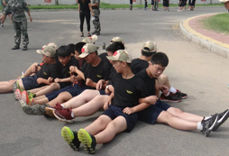參加張家口女子軍事夏令營(yíng)的費(fèi)用需要多少