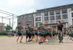 寧波有鍛煉兒童意志力的軍事夏令營(yíng)嗎？