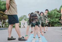 浙江軍事拓展夏令營的特色活動是什么？