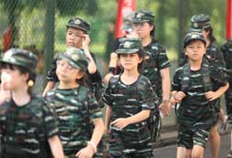 浙江軍事夏令營(yíng)有哪些，專(zhuān)業(yè)機(jī)構(gòu)推薦