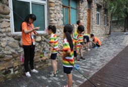 浙江有合適女生參加的夏令營(yíng)嗎？