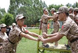  是什么讓眾多家長選擇鄭州軍事夏令營？
