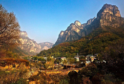 鄭州新鄉(xiāng)萬仙山拓展基地