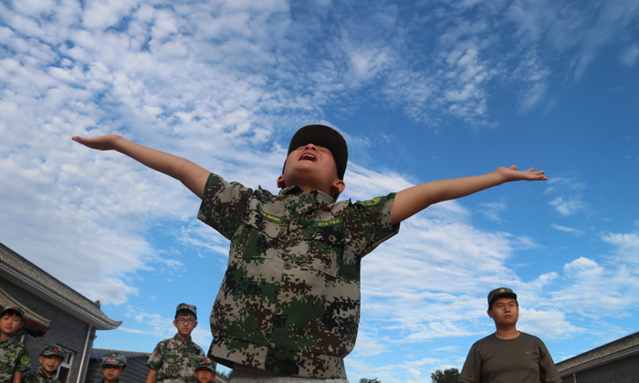 中國(guó)鄭州軍事夏令營(yíng)怎么樣？哪里好？