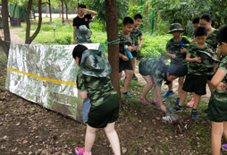 參加鄭州軍事夏令營(yíng)圓孩子英雄夢(mèng)