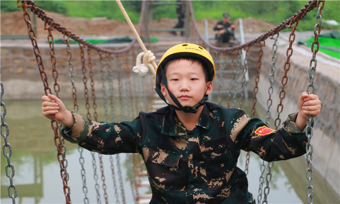 鄭州兒童軍訓(xùn)夏令營(yíng)哪家好